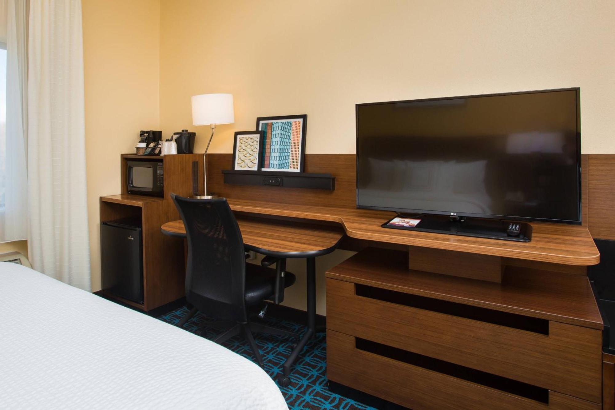 Fairfield By Marriott Inn & Suites Raynham Middleborough/Plymouth Экстерьер фото